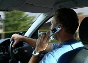 لأول مرة.. كاميرات لرصد استخدام الهواتف أثناء القيادة