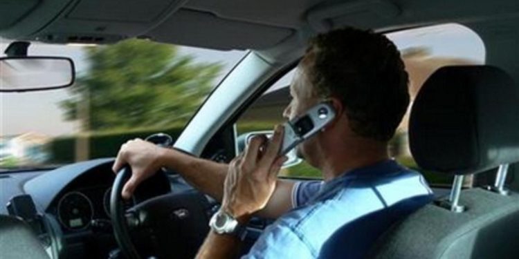لأول مرة.. كاميرات لرصد استخدام الهواتف أثناء القيادة