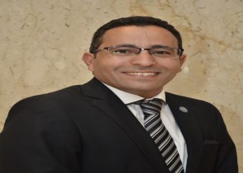 أستاذ التصنيع الدوائي: إلزموا منازلكم و احذروا هذا الدواء