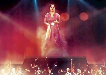 حفلة أم كلثوم تقنية الهولجرام