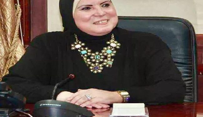 نيفين جامع وزيرة التجارة والصناعة