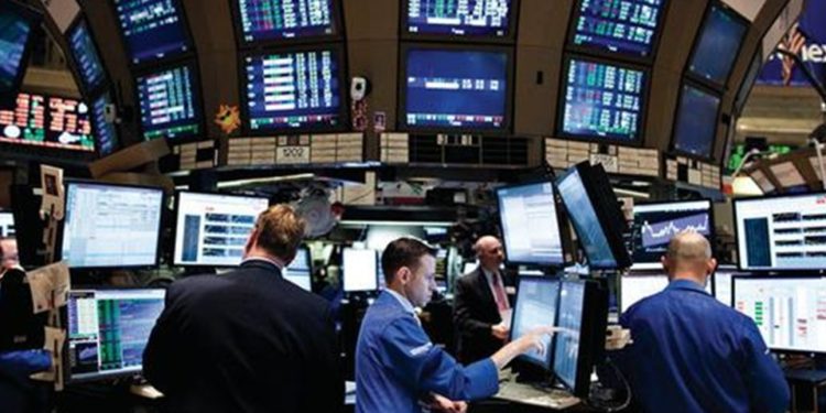 آمال استئناف النشاط تدفع الأسهم الأوروبية للارتفاع