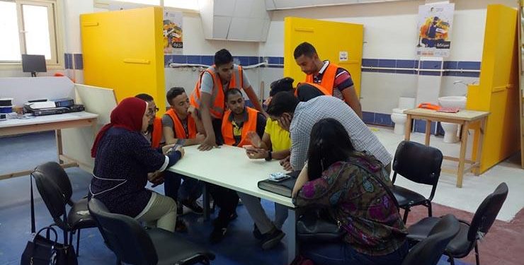 فريق عمل شركة فيكساوي الناشئة