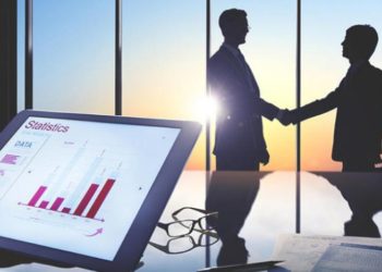 كورونا يستمر في توجيه ضرباته للقطاع الخاص المصري