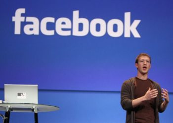 «زوكربيرج» يواجه اتهام رغبته في الاستحواذ على الشركات الناشئة المنافسة