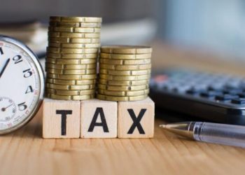 «المالية»: لا نية لزيادة الضرائب