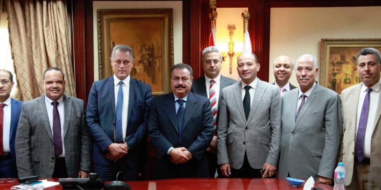 الربط الإلكترونى بين أفرع جهاز تنمية المشروعات ومأموريات مصلحة الضرائب المصرية