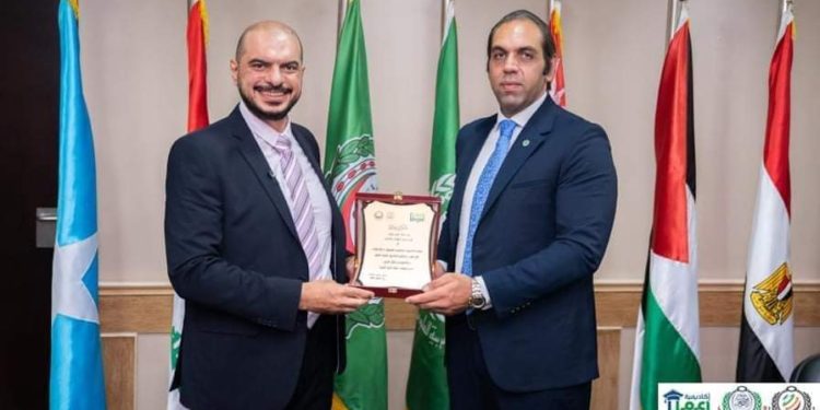 تعاون بين اعمل بيزنس وشركة «الأكاديمية العربية» لتكنولوجيا المعلومات والإتصالات