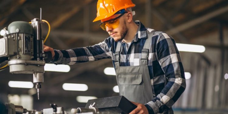 القطاع المصرفي يضخ 234 مليارًا للشركات الصغيرة والمتوسطة