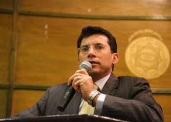 وزير الشباب والرياضة