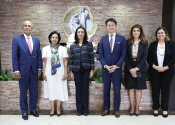 تمكين رائدات الأعمال في المجتمعات المحلية