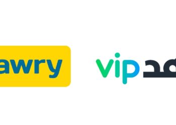 شاهد وفوري توقيع بروتكول