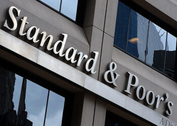 ستاندرد آند بورز تحافظ على تصنيف 3 بنوك مصرية مع تعديل النظرة المستقبلية