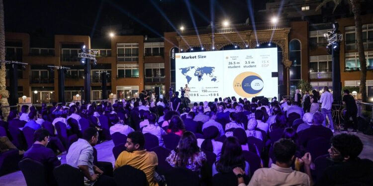 اي چي بنك يحتفل بتخرج الدفعة 11 للشركات الناشئة من حاضنة اعماله Mint incubator