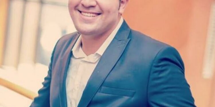 الصحفي محمود الصباغ