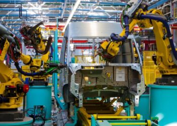 زيادة الحد الأقصى لتمويل العميل ضمن مبادرة شركات القطاع الخاص لـ 100 مليون جنيه