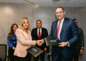 لتعزيز المدفوعات الرقمية.. بنك أبوظبي التجاري يوقع اتفاقية شراكة مع فيزا