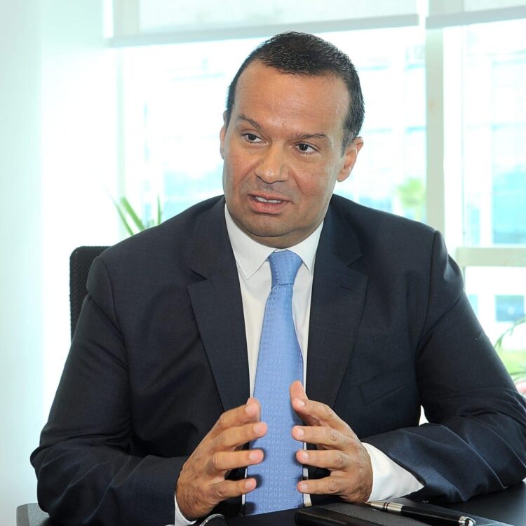 أحمد الخولي الرئيس التنفيذي لشركة إيزى ليس للتأجير التمويلي