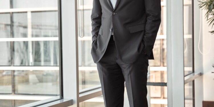 كريم عوض، الرئيس التنفيذي لمجموعة إي اف چي القابضة