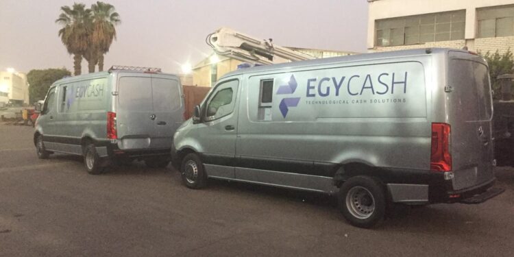 تعامل البنوك مع شركات نقل الأموال