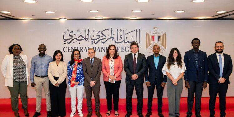 خلال لقاء البنك المركزي المصري ونظيره الكيني