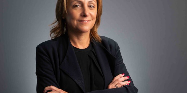 سليمة جوتيفا، نائب الرئيس والمدير العام لشركة Visa في دولة الإمارات العربية المتحدة