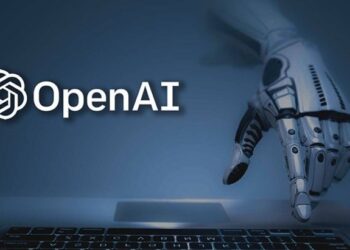 ماسك يهدد بحظر أجهزة «أبل» من شركاته بسبب الشراكة مع OpenAI