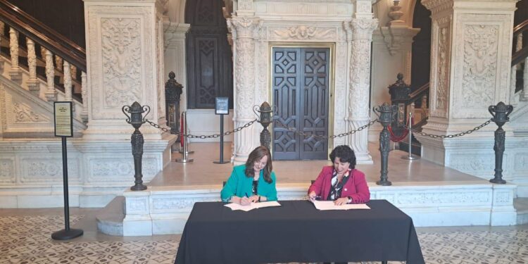 القومي للحوكمة يوقع بروتوكول تعاون مع كلية ثندر بيرد للإدارة العالمية ضمن مبادرة “100 مليون متعلم العالمية”