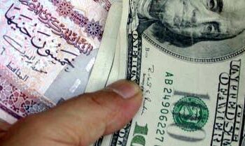 مؤشر بيج ماك: السعر الحقيقي للدولار في مصر 21 جنيهًا