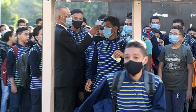 تعليم البرلمان: أزمة كورونا أنتجت طلاب في منتهى الضعف