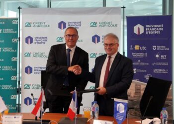 “كريدي أجريكول”  يبرم شراكة مع الجامعة الفرنسية في مصر لدعم التقدم التعليمي للطلاب