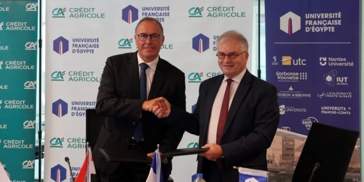 “كريدي أجريكول”  يبرم شراكة مع الجامعة الفرنسية في مصر لدعم التقدم التعليمي للطلاب