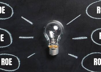 الفرق بين ROI وROE