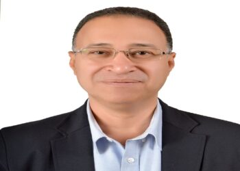 حسن رجب المتخصص في التأجير التمويلي