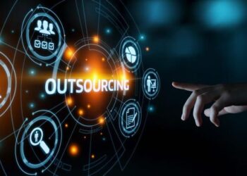 صورة تعبيرية- صناعة التعهيد