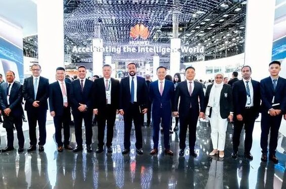 شركة “WE” تصبح أول مشغل في مصر وشمال إفريقيا يعتمد تقنيات “هواوي”