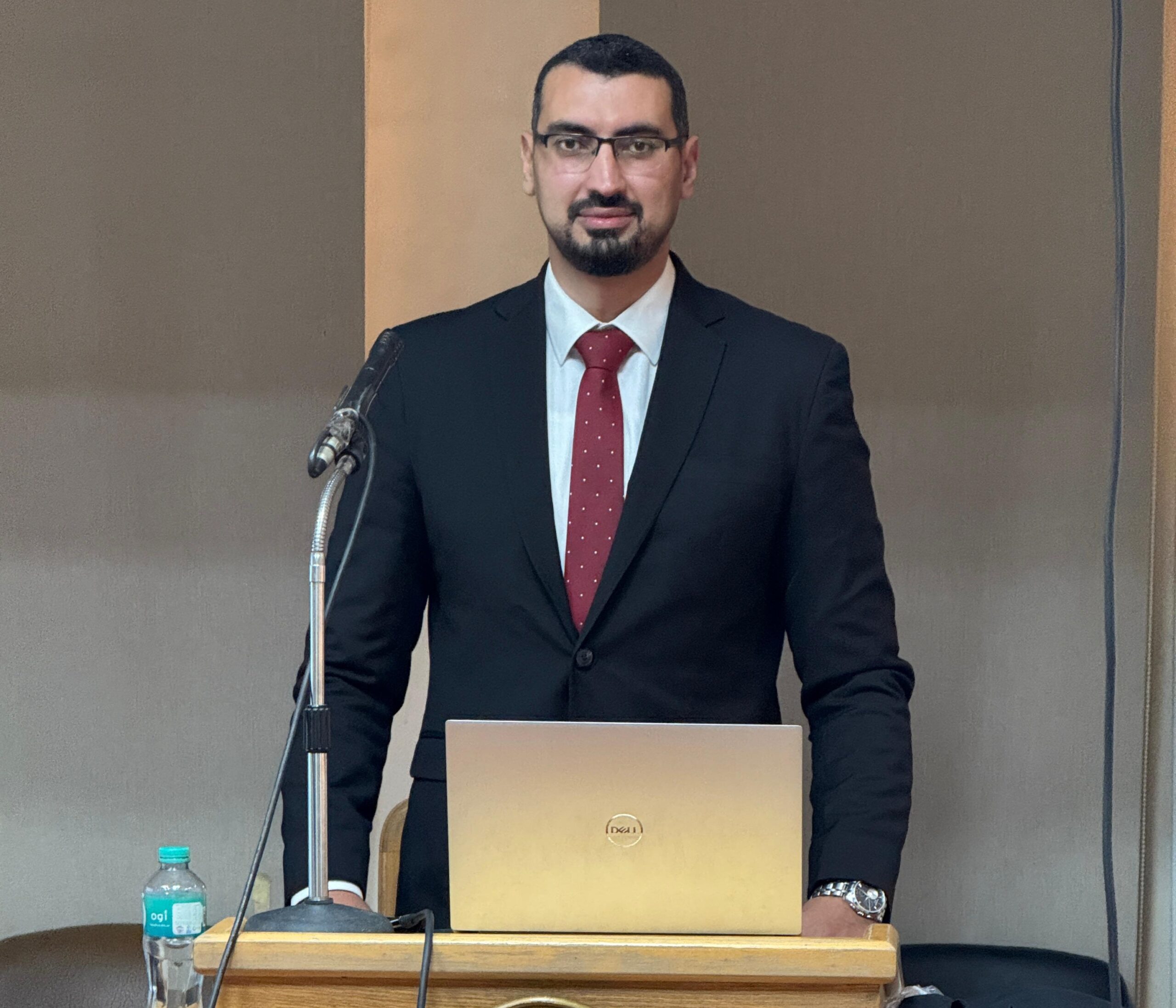 ريادي يهنئ الدكتور أحمد أنس المنياوي لحصوله على الدكتوراه في الذكاء الاصطناعي ومكافحة الهجمات السيبرانية