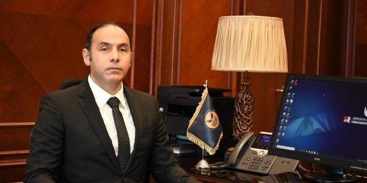    إسلام عزام: الثقافة المالية محور رئيسي في استراتيجية البورصة لبناء مستثمر واعٍ