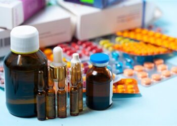 هيئة الدواء تبحث مع شركات التوزيع آليات سحب الأدوية منتهية الصلاحية