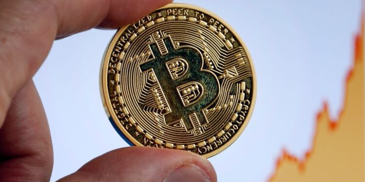 محمد العريان: البيتكوين في طريقها لتصبح مخزنًا للقيمة مثل الذهب