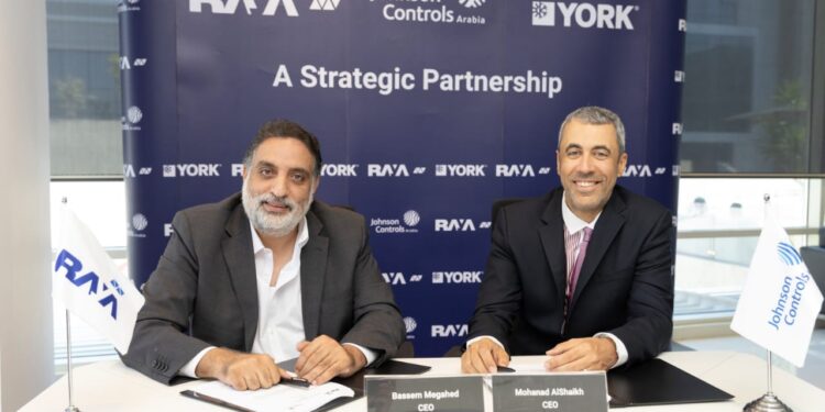 جانب من توقيع بروتوكول جونسون مع كنترولز