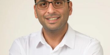 زياد الأحول رئيس قطاع الشؤون الحكومية وسياسات الصحية ودعم الأسواق في شركة روش