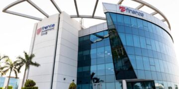 إي فاينانس ترفع رأسمالها السوقي 1.4 مليار جنيه خلال أسبوع بدعم صعود السهم 2.8%