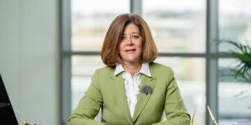 هاله صادق الرئيس التنفيذي وعضو مجلس إدارة لـ KFH–Egypt