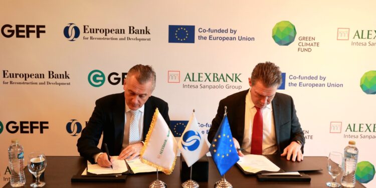 البنك الأوروبي لإعادة الإعمار والتنمية وبنك الإسكندرية يقدمان تمويلًا أخضر بقيمة 20 مليون دولار لدعم التحول البيئي في مصر