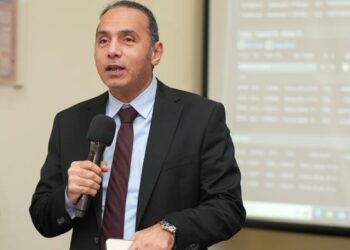 البورصة المصرية تستعرض منظومة التداول الإلكترونية لأدوات الدين أمام البنوك وشركات السمسرة