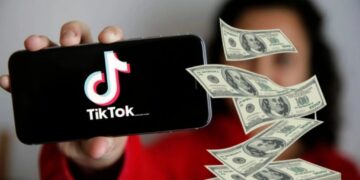 تيك توك يلغي خيار «فودافون كاش» لسحب الأرباح ويربطها بالحسابات البنكية