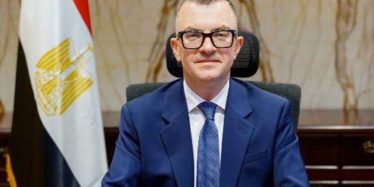 وزير التخطيط يبحث مع الإيفاد توسيع التعاون في الأمن الغذائي ودعم صغار المزارعين