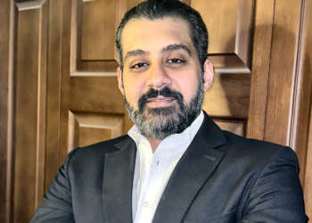 كريم محبوب: التصعيد الإقليمي يعيد التسعير بالأسواق.. ومصر قادرة على امتصاص الضغوط