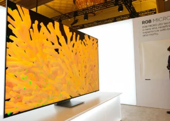 إل جي تكشف عن تلفزيون Micro RGB Evo الحائز على جائزة الابتكار في CES 2026
